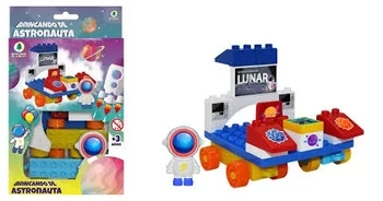 0544 BRINCANDO DE ASTRONAUTA