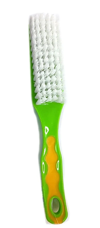 L-68 ESCOVA MULTIUSO 22CM