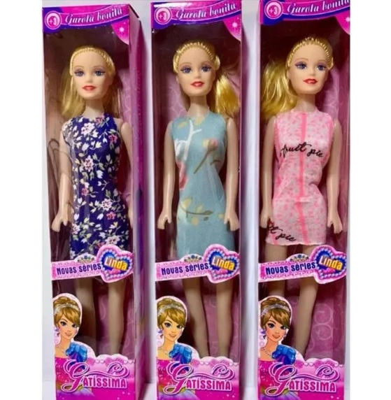 GK0520 BONECA DE PLASTICO