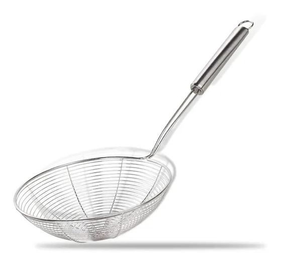 TRC8215 ESCUMADEIRA ARAMADA P FRITURAS 16,8X38,5
