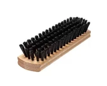 1.287 ESCOVA SAPATO - BASE MADEIRA