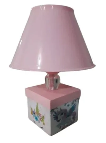 229 ABAJUR QUADRADO MENINA