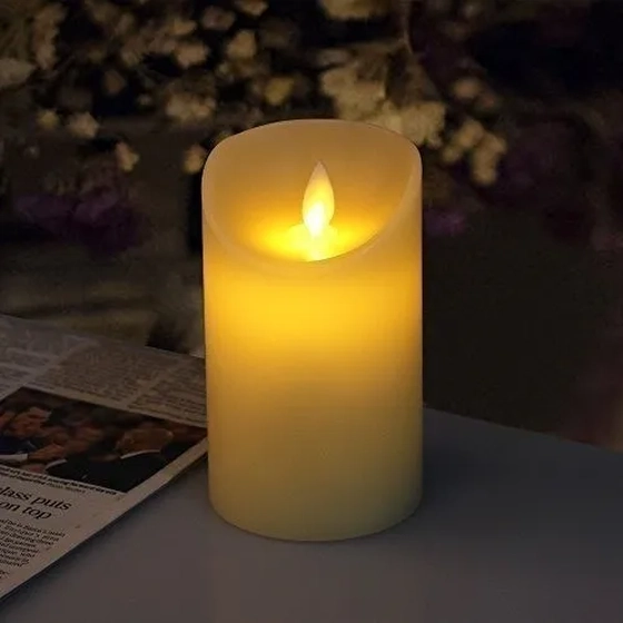 900334 VELA NATALINA C/LUZ 9.5X5CM