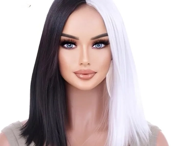 909927 PERUCA CHANEL PRETA E BRANCA