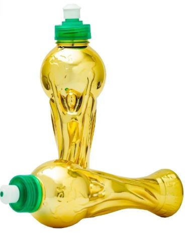 4206013 GARRAFA TROFEU COPA 400ML DOURADA